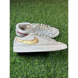 Size 11 - Nike Blazer '77 Premium Low First Use - Light Bone